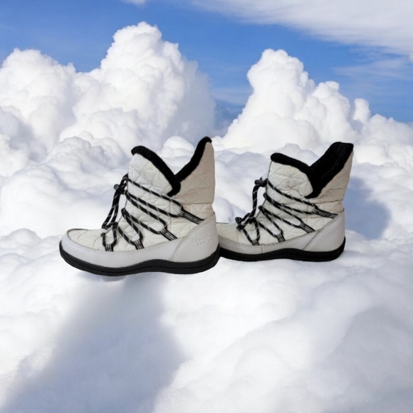 Bear Paw women's size 7 nylon upper wool blend lining. See more - Picture 5 of 10